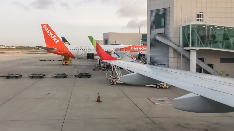 Die Passagiere verbrachten mehr Zeit auf dem Lissaboner Flughafen, als ihnen lieb war. 
