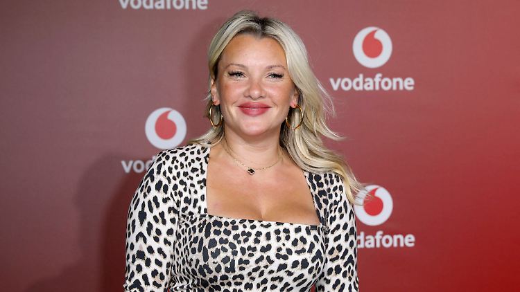Wurde durch die Teilnahme bei "Der Bachelor" bekannt: Evelyn Burdecki.