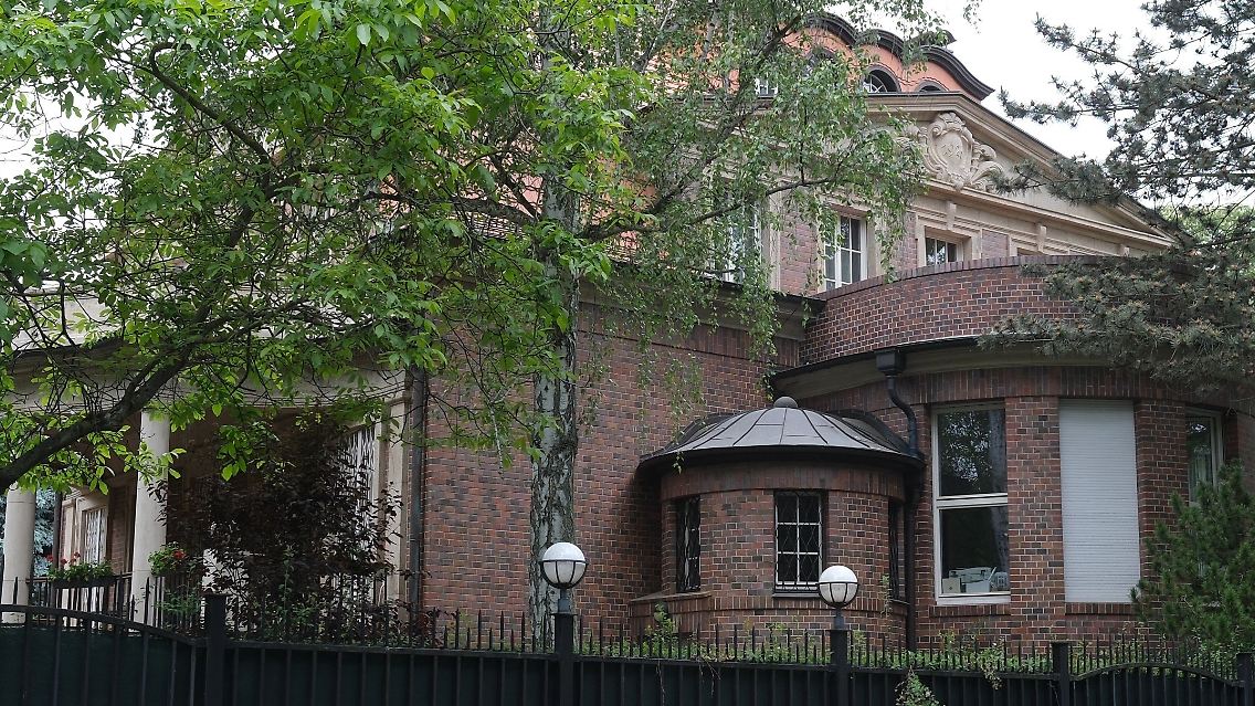 Das Generalkonsulat wurde Ende 2023 geschlossen, weil die Bundesregierung die Lizenz für den Betrieb entzog.