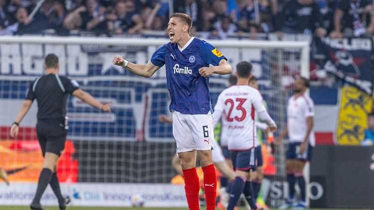 Holstein Kiel gelingt der Sprung in die Bundesliga.