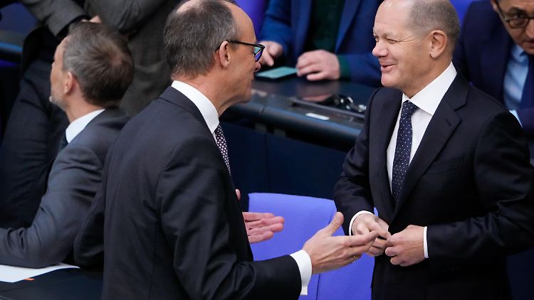 "Von meiner Seite aus ist es gut", sagt Scholz über sein Verhältnis zu Merz. 