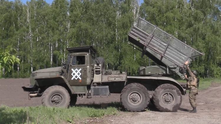 Das Symbol der Militärgruppe Sever: ein X auf einer Raute. 