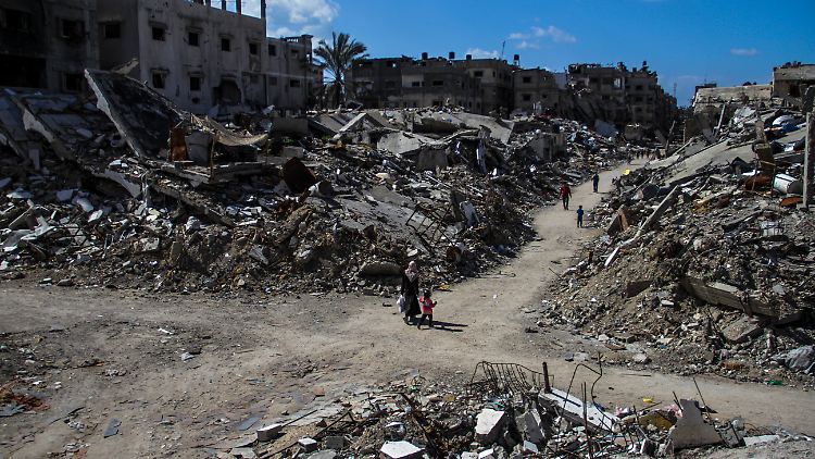 Viele Gebäude wurden durch Israels letzten Einsatz in Dschabalia schon zerstört, nun drohen weitere Gefechte.