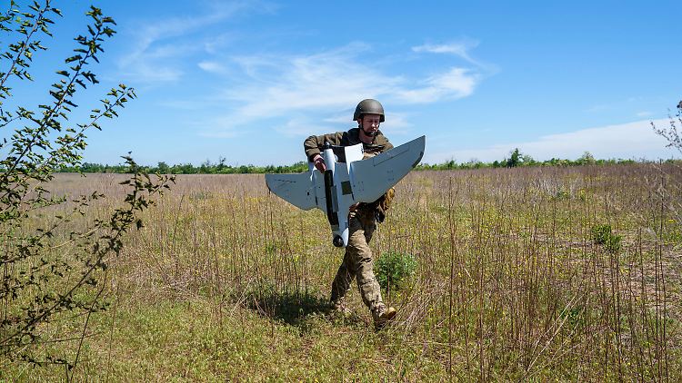 Ein Drohnenpilot in der Ukraine.