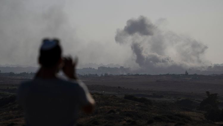 Die Angriffe werden von Israel als Selbstverteidigung nach der Terrorattacke der Hamas gerechtfertigt.