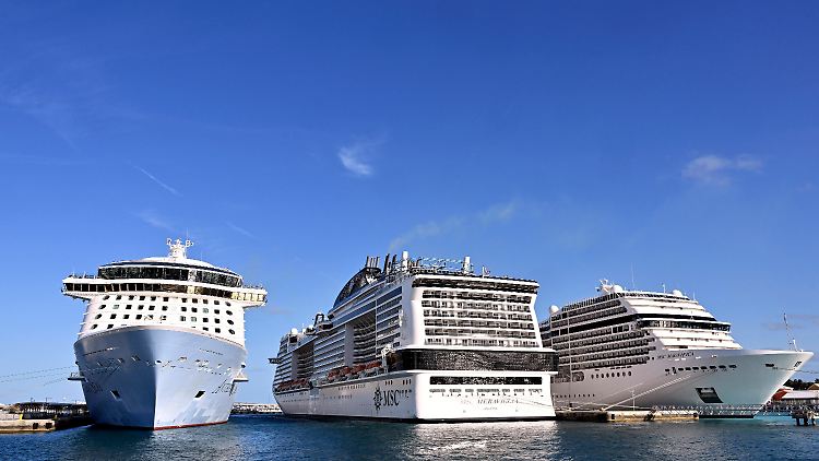 Die Kreuzfahrtgesellschaft MSC kündigt an, ihre Sicherheitsvorkehrungen neu zu bewerten, um derartige Kollisionen zu vermeiden. (Symbolbild) 