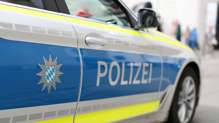 Er wollte eigentlich nur fragen, wo der Zug geteilt wird, fasst die Polizei den Einsatz zusammen.