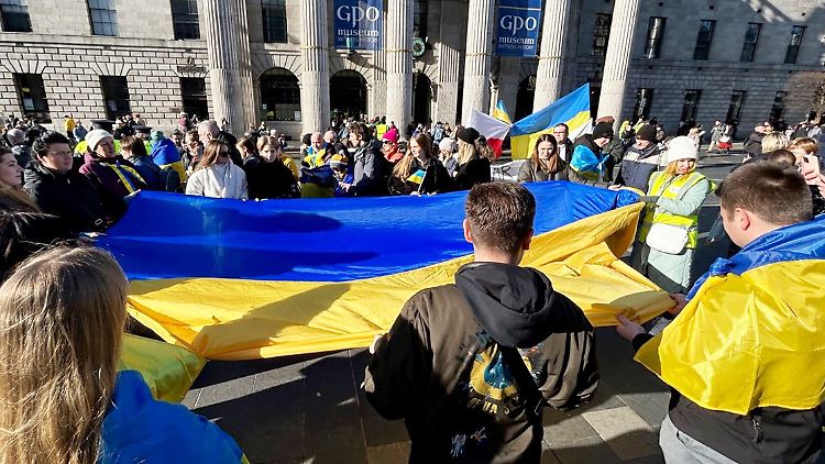 Die Kürzungen seien ein Widerspruch zur Großzügigkeit des irischen Volkes gegenüber den ukrainischen Flüchtlingen, heißt es von einer Hilfsorganisation.
