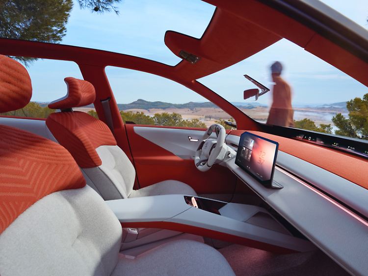Zurück zur klaren Linie: Die automobile Zukunft wird zumindest dieser Studie nach auch bei BMW recht aufgeräumt und klar.