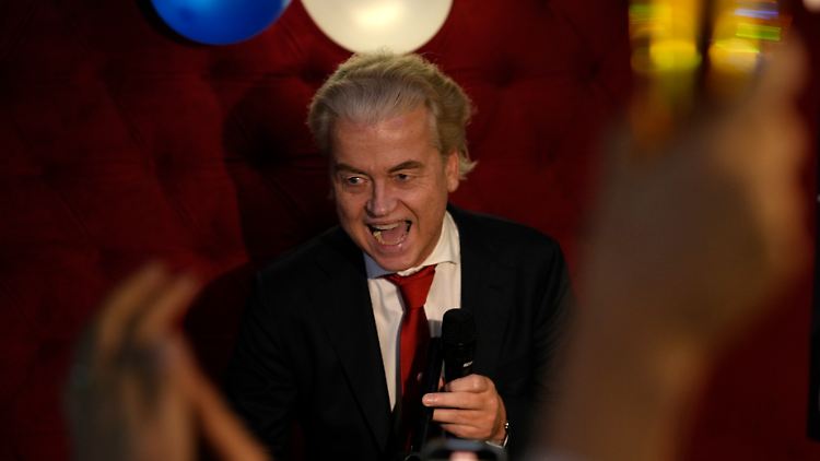 Wilders jubelt nach seinem Wahlsieg im November 2023.