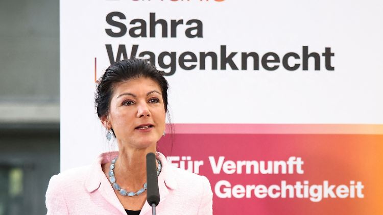 Sahra Wagenknecht - im Osten aufgewachsen, im Westen lebend - möchte u.a. eine Quote für Ostdeutsche in Behörden.