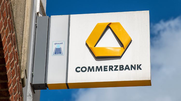 Die Bank will für das laufende Geschäftsjahr mindestens 70 Prozent ihres Gewinns an ihre Aktionäre ausschütten.