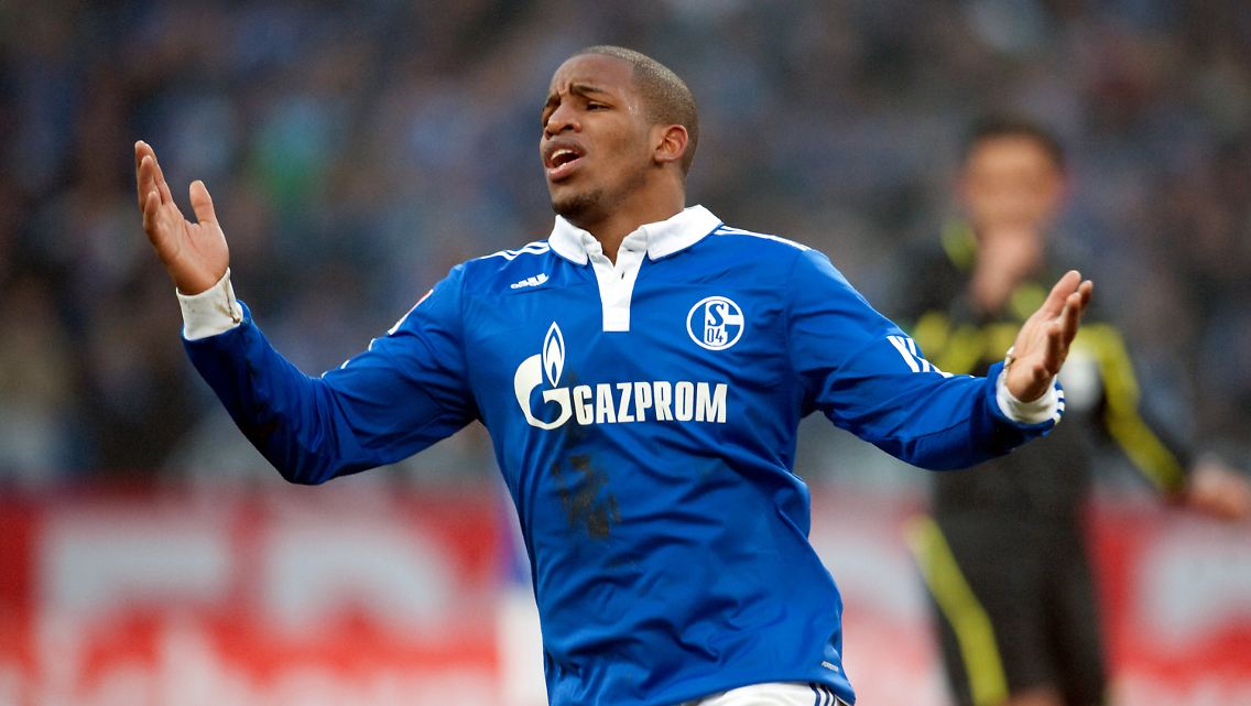 Peruaner in Gelsenkirchen: Jefferson Farfan war in der Hinrunde oft überragend, trug sich in der Winterpause aber dennoch mit Abschiedsgedanken.