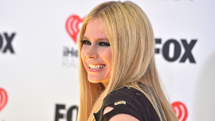 Avril Lavigne kocht gerne und hat Freude daran, das Haus zu dekorieren.