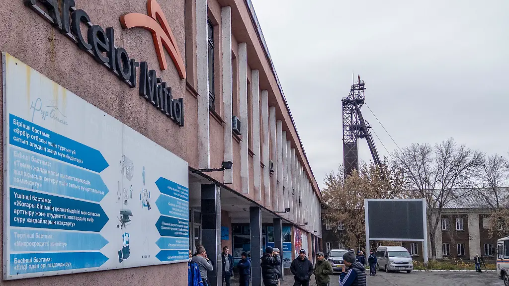 09a2f4550683344a590e722d794165bb