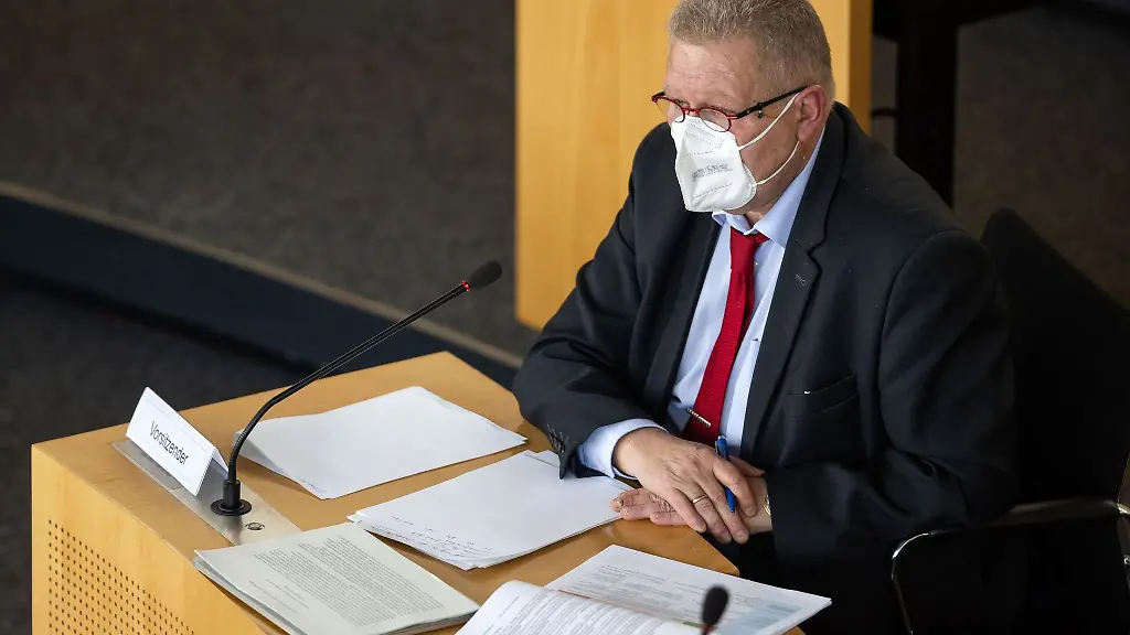 Dieter-Laudenbach-AfD-Vorsitzender-des-Ausschusses-fuer-Wirtschaft-Wissenschaft-und-Digitale-Gesellschaft