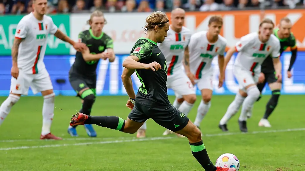 Lovro-Majer-vom-VfL-Wolfsburg-trifft-per-Foulelfmeter-zum-1-2
