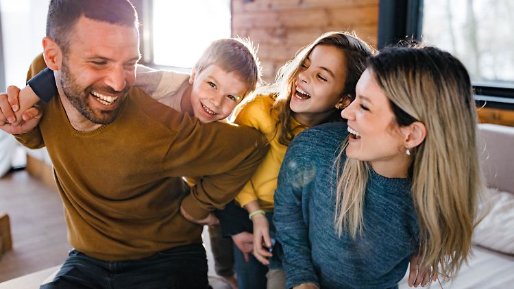 Bei Waipu.tv locken jetzt zwölf Monate Internet-TV gratis. Ein Spaß für die ganze Familie?