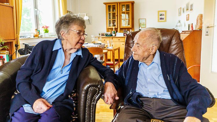 Gottfried und Ursula Schmelzer sind seit 1944 verheiratet. 