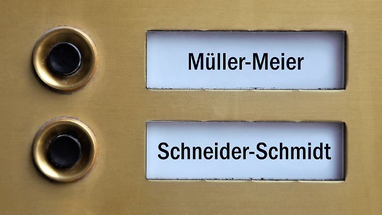 Doppelnamen annehmen und ändern ist künftig einfacher möglich.