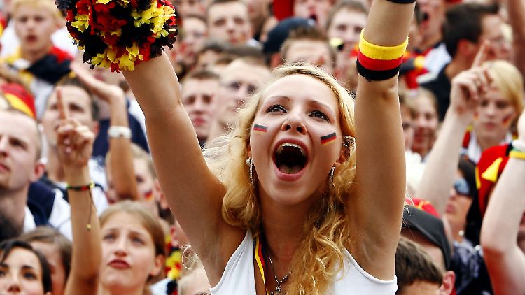 Berlin erwartet zu den Public-Viewing-Veranstaltungen wieder bis 100.000 Fans pro Tag.
