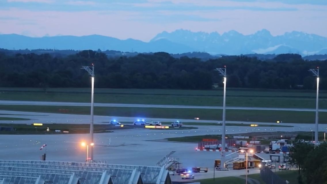 München Flughafen.jpg