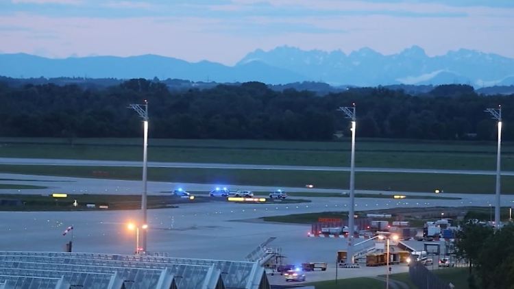 München Flughafen.jpg