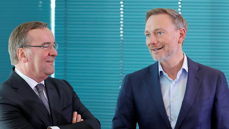"Außerordentlich kollegial, offen und herzlich": Pistorius lobt Lindner bei Gesprächen über Verteidigungsetat.
