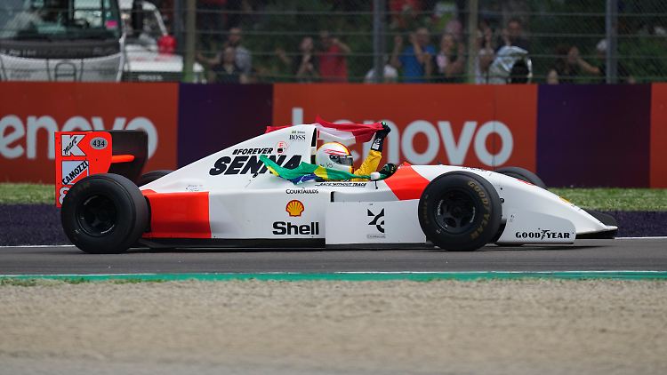 Vettel im McLaren aus der Saison 1993.