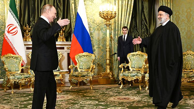 Raisi hatte Russlands Staatschef Putin (l.) im Dezember in Moskau besucht.