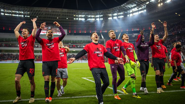 Bayer Leverkusen will weiterjubeln.