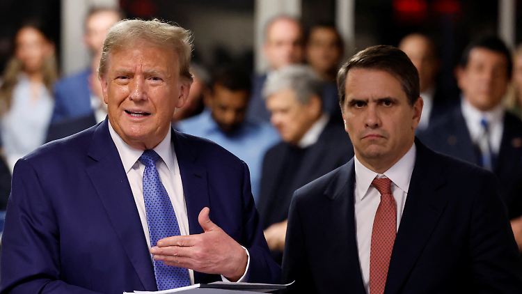 Ex-Präsident Trump am Montag vor Gericht in New York. 