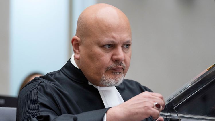 Legt sich qua Amt mit den Mächtigen der Welt an: Karim Khan. 