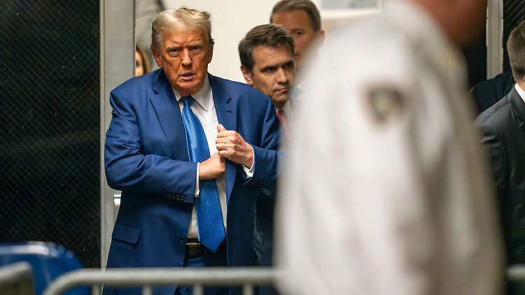 Trump versucht die Anschuldigungen in einen persönlichen Vorteil umzumünzen und seine Anhängerschaft zu mobilisieren.