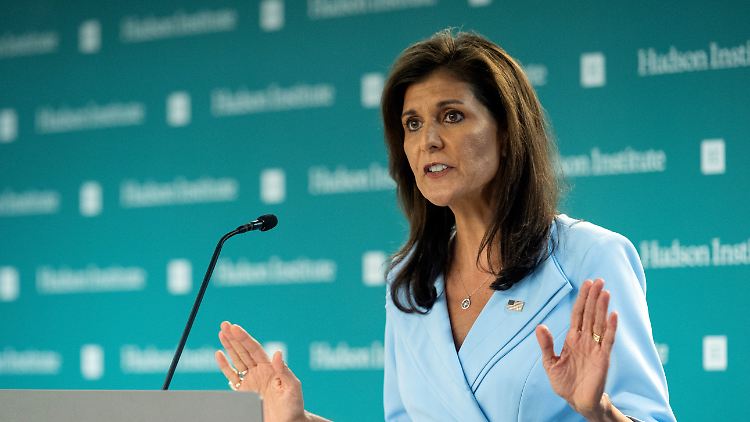Fähnchen im Wind? Trumps einstige parteiinterne Konkurrentin Nikki Haley.