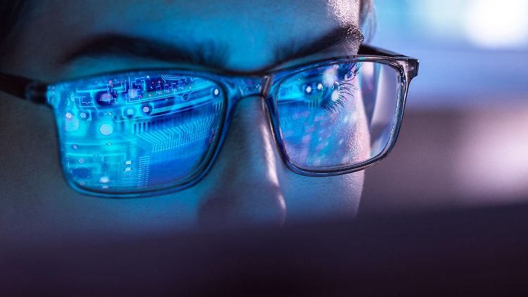 Vor allem in der Verwaltung stehen einer aktuellen Studie zufolge zahlreiche Jobwechsel bevor.