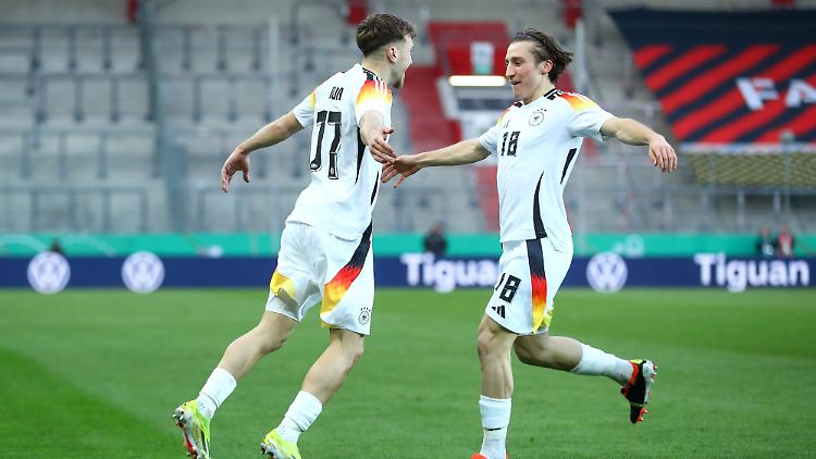 Gruda (links) und Reitz helfen der deutschen Nationalmannschaft bei der EM-Vorbereitung.