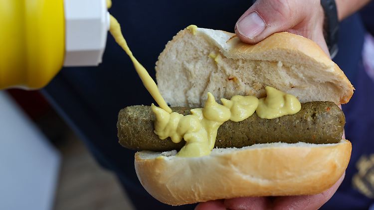 Mittlerweile gibt es vegane Würstchen in vielen Varianten.