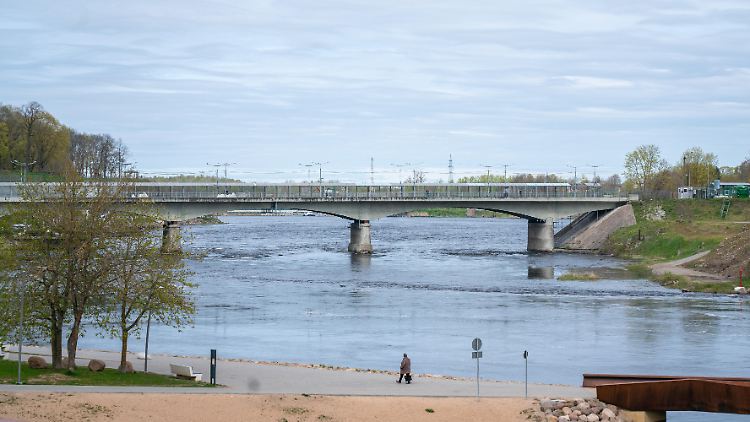 Die Narva mündet zwischen Tallin und St. Petersburg im Finnischen Meerbusen.