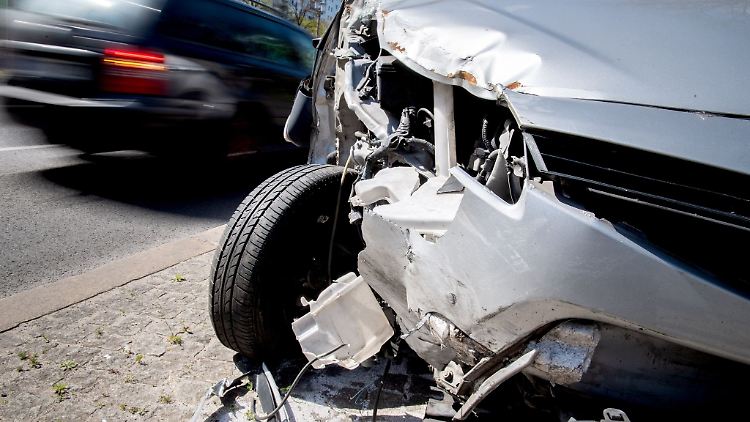 Blechschaden nach einem Unfall: Routine für Versicherungen, doch manche Fälle machen stutzig.