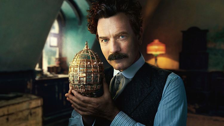Wird unter Hausarrest gestellt: Graf Rostow (Ewan McGregor) in "Ein Gentleman in Moskau"