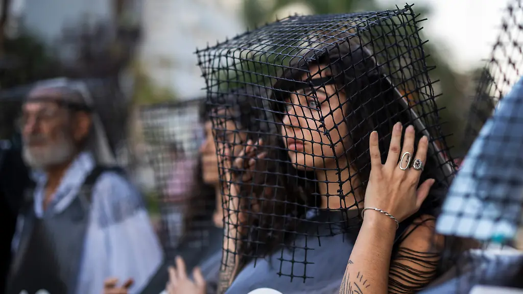 87005a6958935e36b83173cfb2cdd250