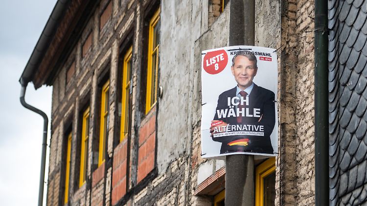 Er stand zwar nicht zur Wahl für Kommunalämter, dennoch warb die AfD mit ihrem Landesvorsitzenden, dem Rechtaußen Björn Höcke.