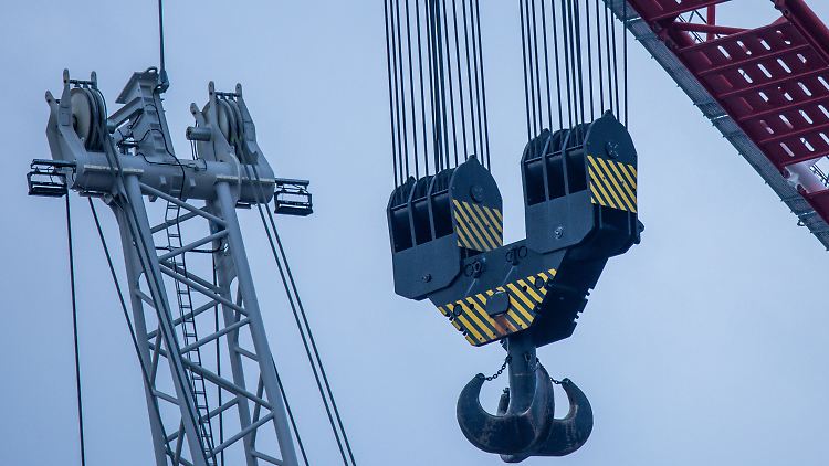 Industrie, Handel und Bau erholen sich - nicht so schnell wie erhofft.