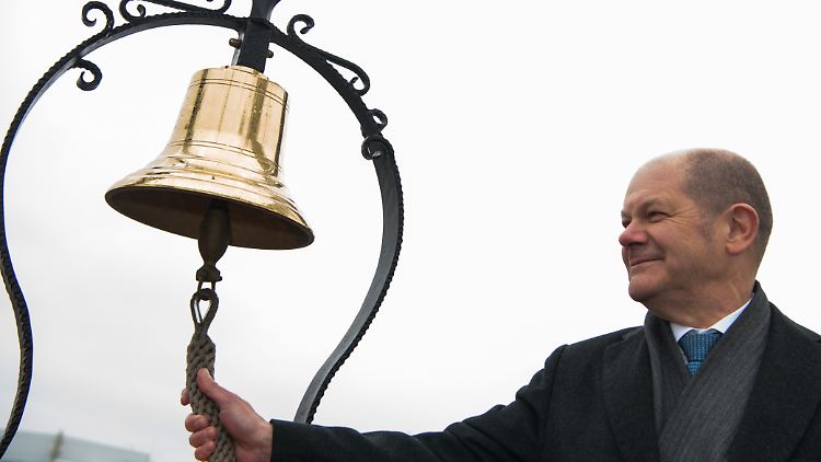 Bei Scholz wird die Sehnsucht nach der Hansestadt manchmal groß - dann fährt er zurück an die Elbe.