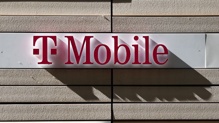 T-Mobile distanziert sich von allen seinen Initiativen für Diversität, Gleichberechtigung und Inklusion.