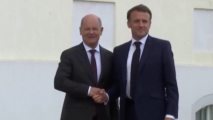 Scholz und Macron.jpg