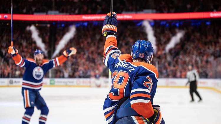 Leon Draisaitl erzielte das wichtige 4:2 für seine Oilers.