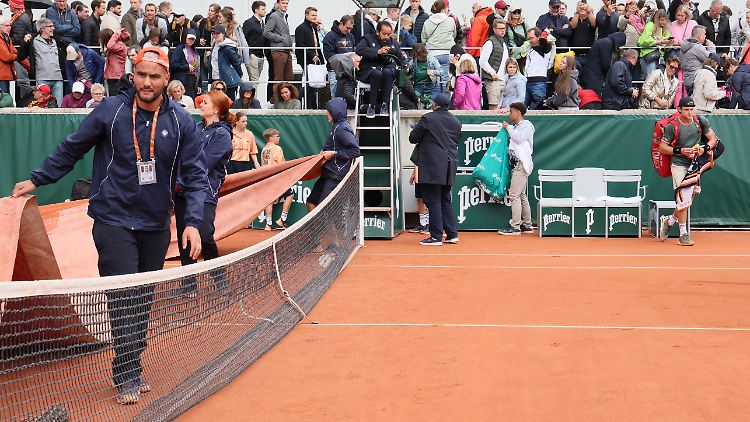 Viel Tennis wurde bei den French Open bislang nicht gespielt.