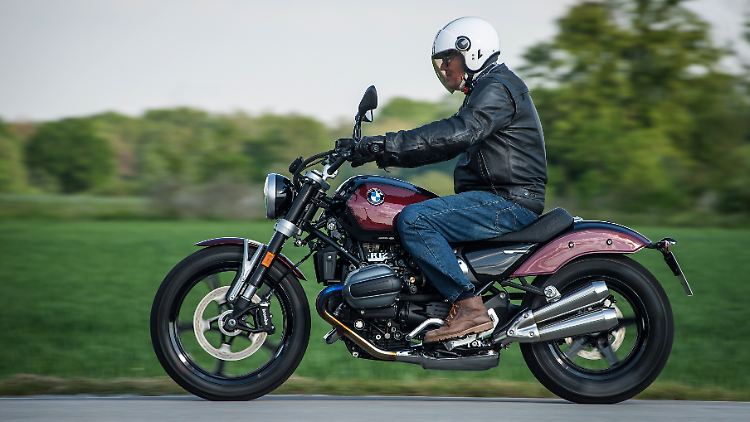 Die BMW R 12 ist als klassischer Cruiser konzipiert.